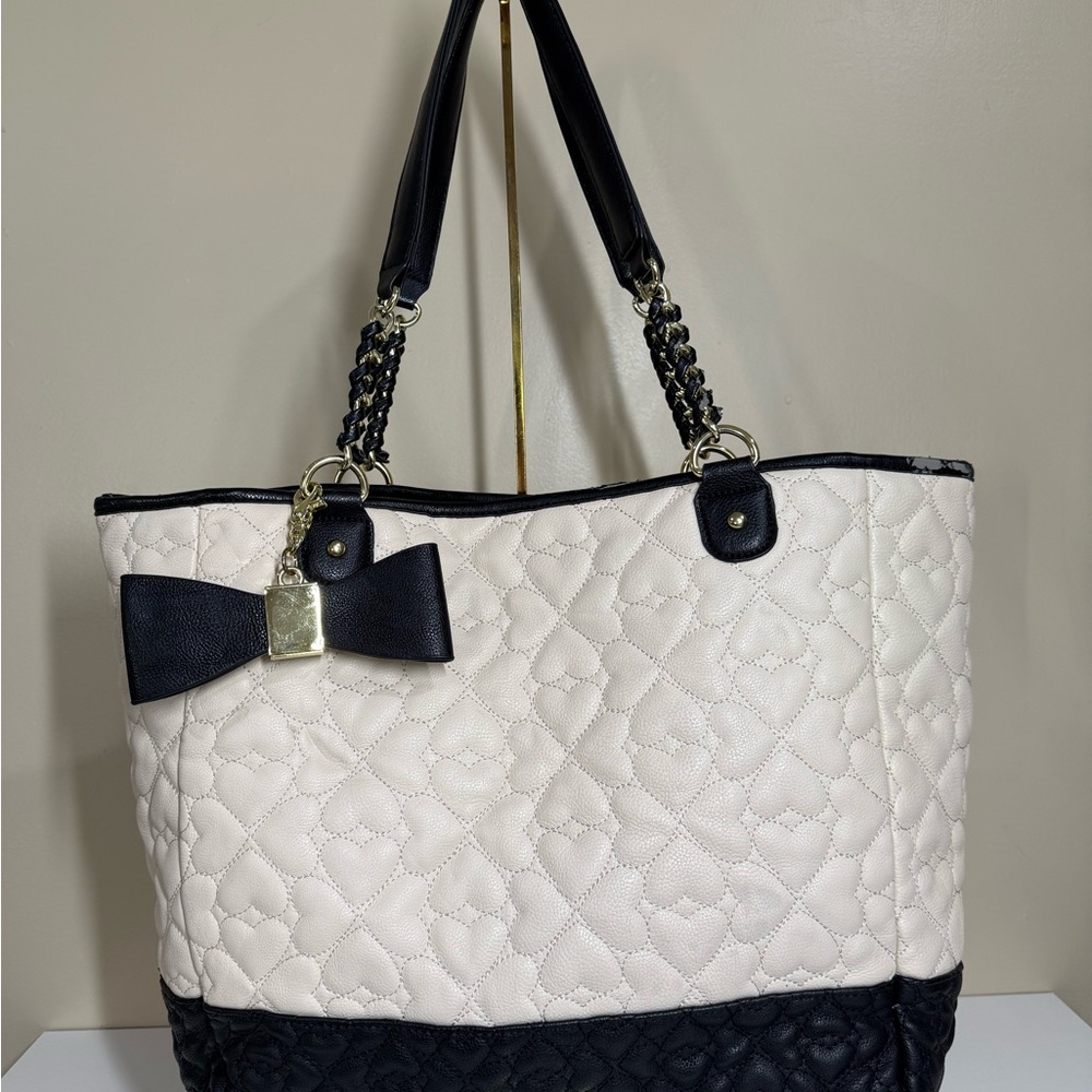 Black and Cream Quilted Tote Bag